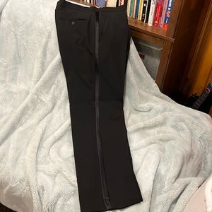 JC Penney JF Ferrar Tuxedo pants. Black. 36x32